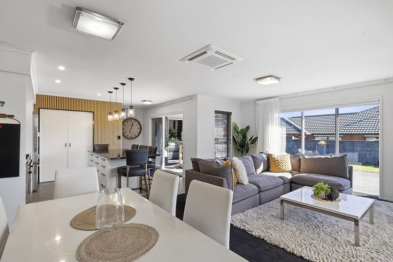 Photo of property in 58d Karamea Street, Whalers Gate, New Plymouth, 4310