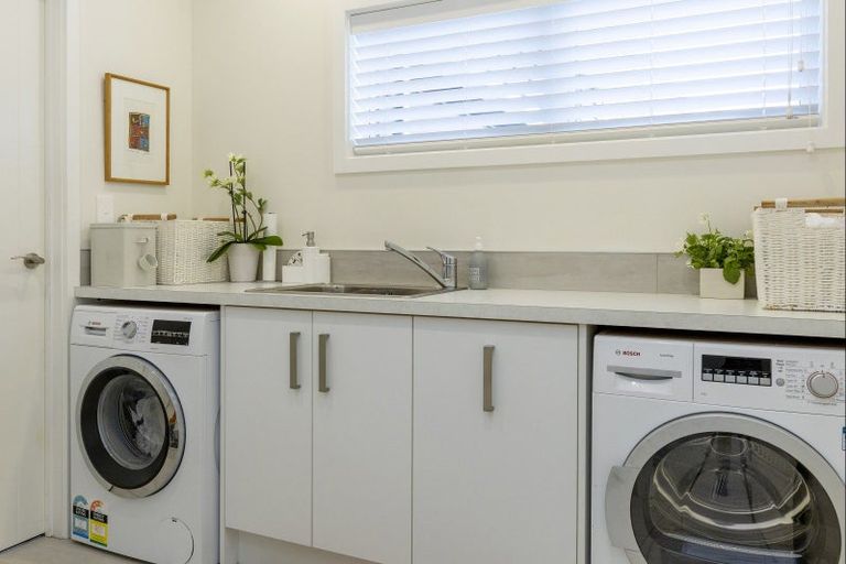 Photo of property in 97 Highland Drive, Acacia Bay, Taupo, 3385
