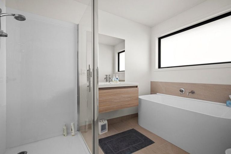 Photo of property in 21 Thyme Fields Road, Springvale, 9393