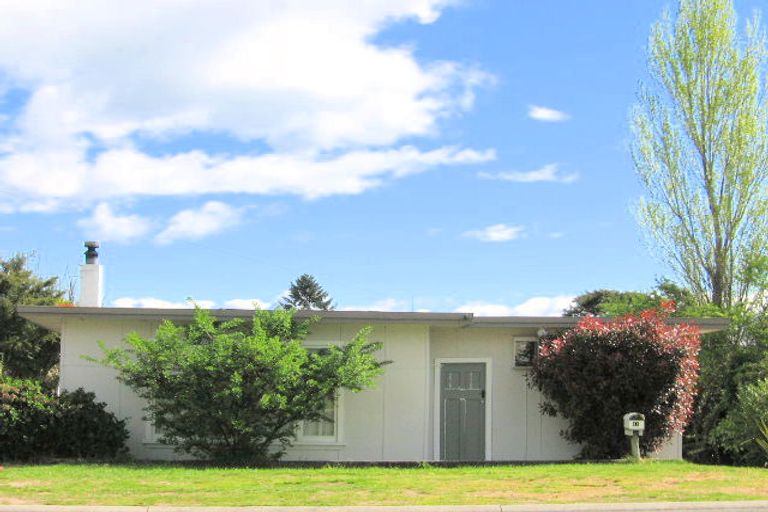 Photo of property in 41 Hinemoa Avenue, Taupo, 3330