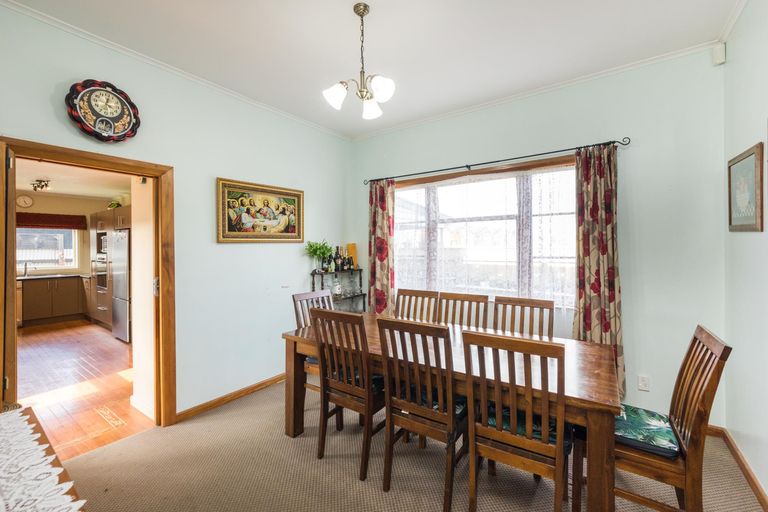 Photo of property in 125 Heretaunga Street, Palmerston North, 4414