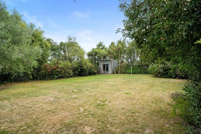 Photo of property in 35 Strasbourge Street, Martinborough, 5711