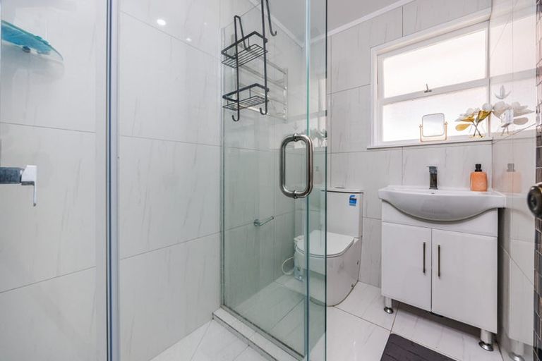 Photo of property in 14 Angelo Avenue, Howick, Auckland, 2014