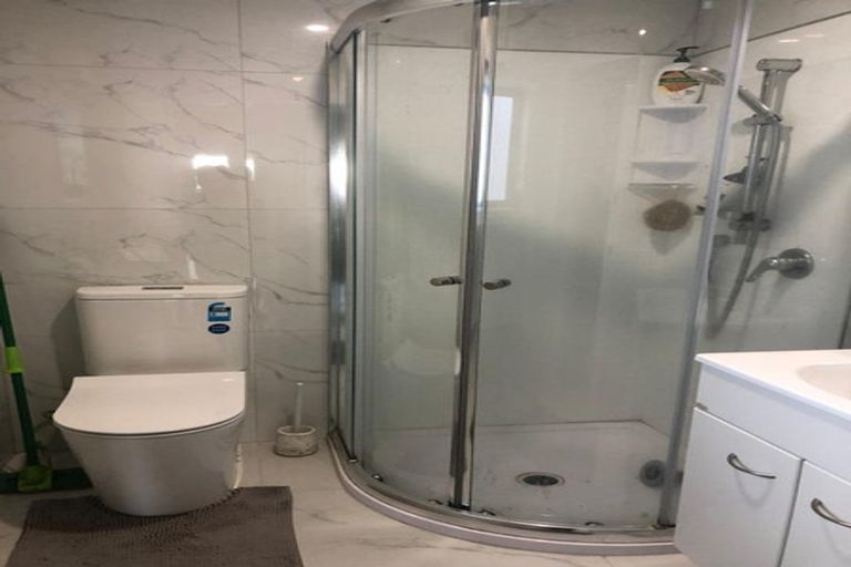 Photo of property in 46 Waller Avenue, Bucklands Beach, Auckland, 2012