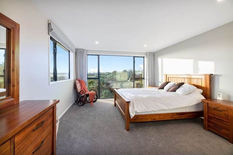 Photo of property in 50a Philomel Crescent, Bayswater, Auckland, 0622