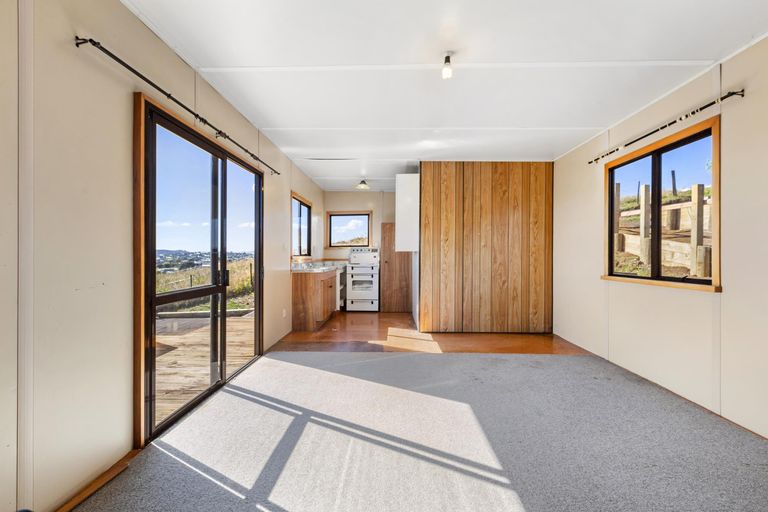 Photo of property in 9 Rakaunui Street, Raglan, 3297