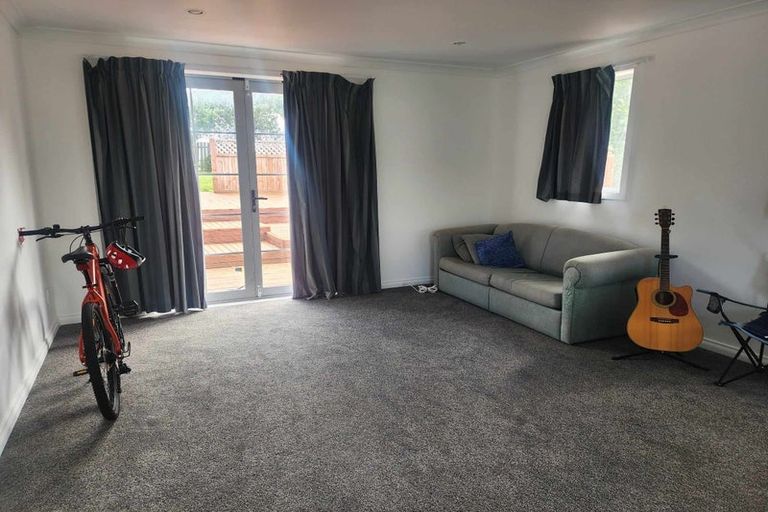 Photo of property in 5 Whenua View, Titahi Bay, Porirua, 5022