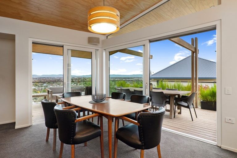 Photo of property in 22 Woodlau Rise, Huntsbury, Christchurch, 8022