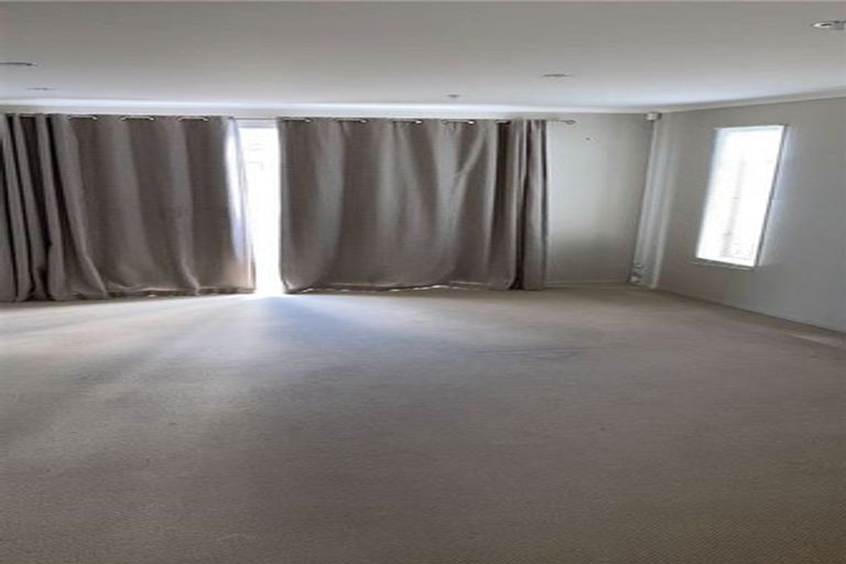 Photo of property in 111 Baverstock Road, Flat Bush, Auckland, 2016