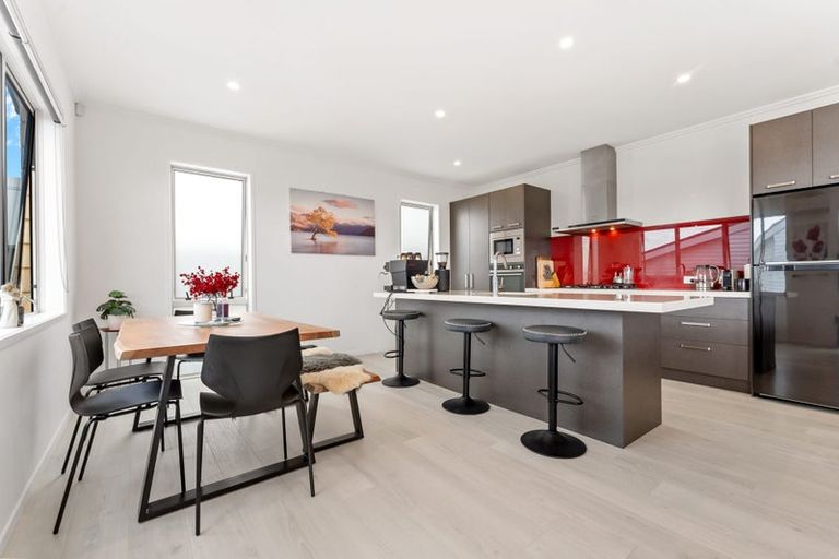 Photo of property in 16 Kiwa Crescent, Gulf Harbour, Whangaparaoa, 0930