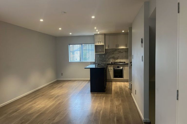 Photo of property in 75 Bordeaux Parade, Te Atatu South, Auckland, 0610
