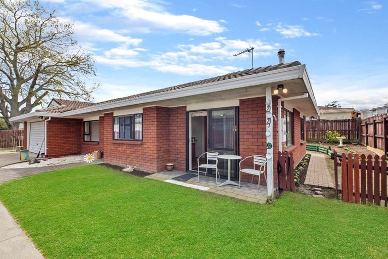 Photo of property in 2/7 Menary Street, Papakura, 2110