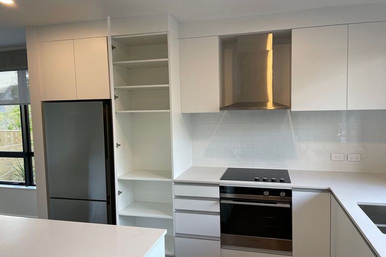 Photo of property in 4/210 Karori Road, Karori, Wellington, 6012