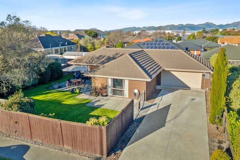 Photo of property in 19 Springs Road, Hornby, Christchurch, 8042