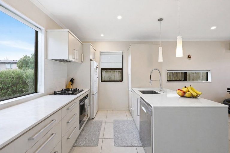 Photo of property in 10 Kamana Road, Flat Bush, Auckland, 2019