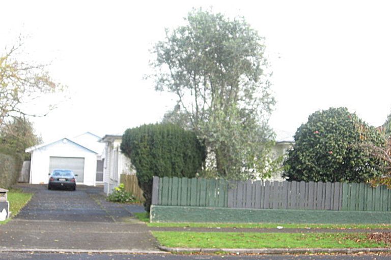 Photo of property in 1/30 Sturdee Road, Manurewa, Auckland, 2102