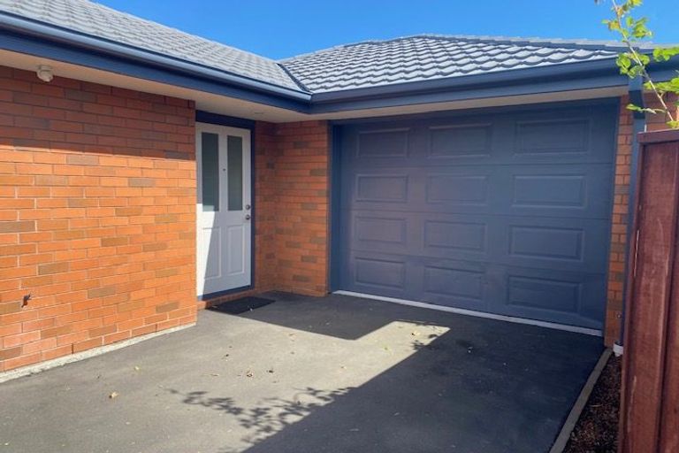 Photo of property in 1/126 Wilsons Road South, Saint Martins, Christchurch, 8022