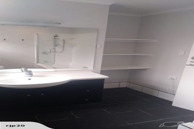 Photo of property in 2 Willow Road, Hillcrest, Hamilton, 3216