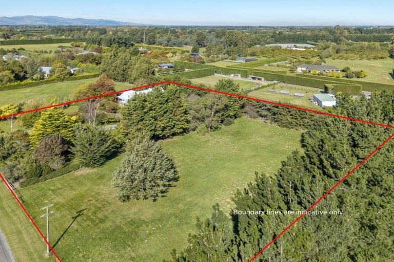 Photo of property in 31 Whitewood Crescent, West Melton, Christchurch, 7675