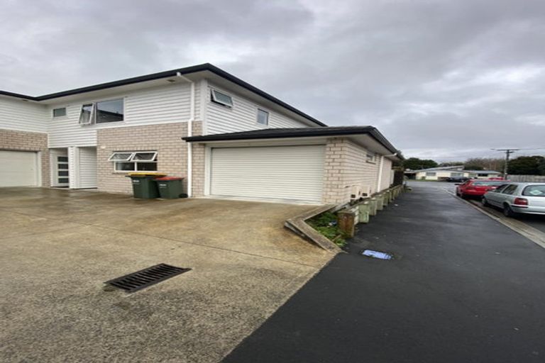 Photo of property in 1u5 June Place, Hamilton East, Hamilton, 3216