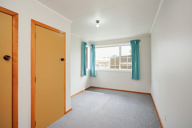 Photo of property in 57 Glenalmond Crescent, Rockdale, Invercargill, 9812