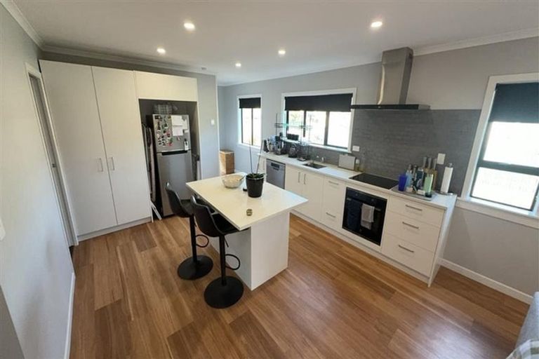 Photo of property in 15 Barry Street, Ferndale, New Plymouth, 4310