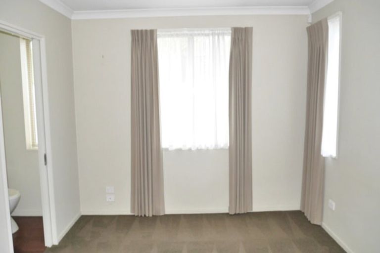 Photo of property in 6 Freyberg Avenue, Riccarton, Christchurch, 8011
