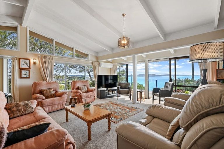 Photo of property in 40a Duncansby Road, Stanmore Bay, Whangaparaoa, 0932