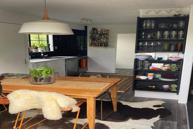 Photo of property in 5 Nicolas Avenue, Glen Eden, Auckland, 0602