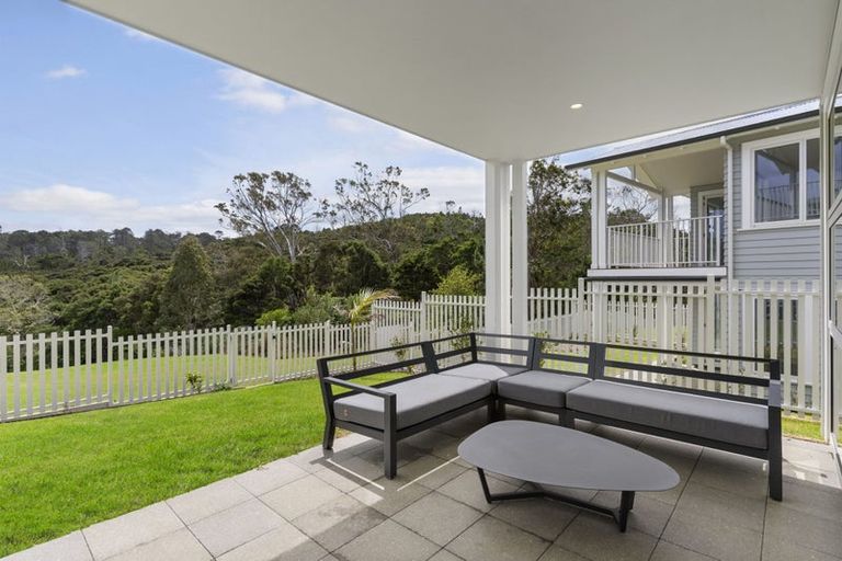 Photo of property in 202 Landmark Terrace, Orewa, 0931