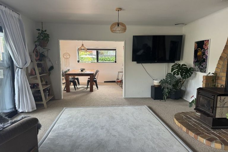 Photo of property in 6 Ranfurly Place, Te Kamo, Whangarei, 0112