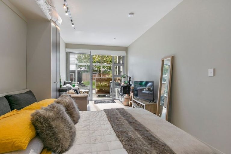 Photo of property in Revolucion Apartments, 103s/28 Torrens Terrace, Mount Cook, Wellington, 6011