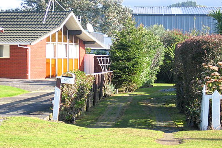 Photo of property in 305b Hetherington Road, Whangamata, 3620
