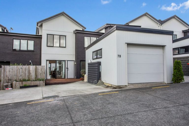 Photo of property in 7b Podgora Avenue, Kumeu, 0810