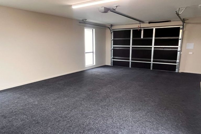 Photo of property in 33 Masefield Drive, Rolleston, 7614