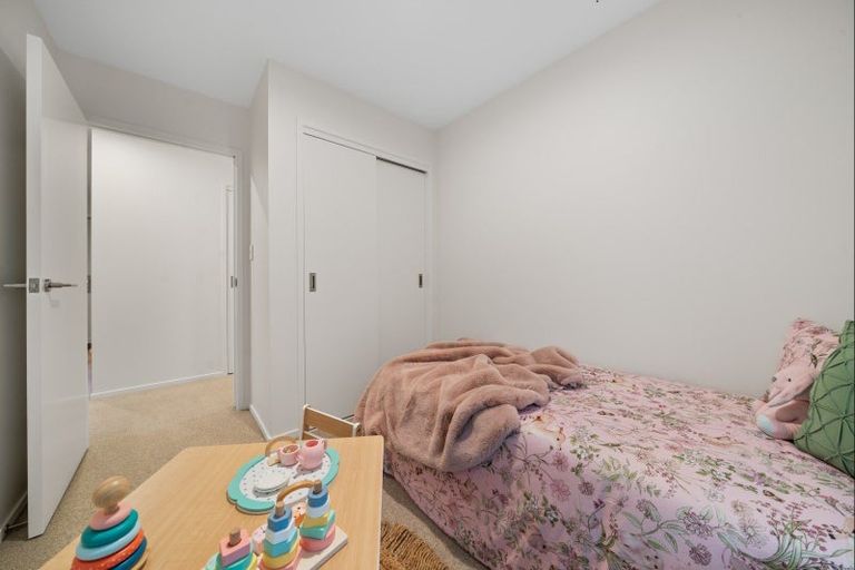 Photo of property in 16 Atutahi Street, Hurdon, New Plymouth, 4310