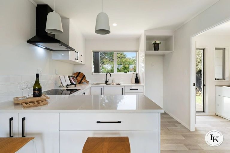 Photo of property in 14 Malte Brun Place, Papatoetoe, Auckland, 2025