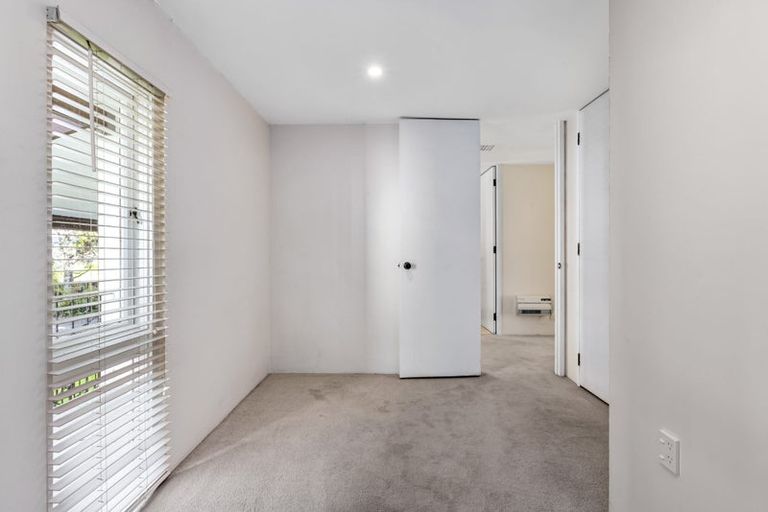 Photo of property in 15/34 Waiwera Place, Waiwera, Orewa, 0994