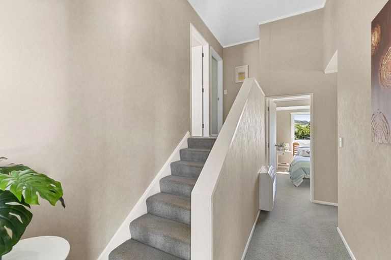 Photo of property in 11 Mallard Grove, Churton Park, Wellington, 6037