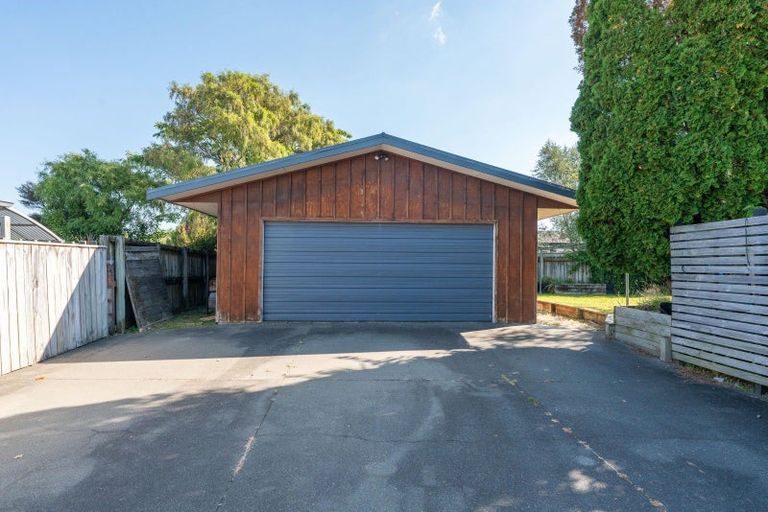 Photo of property in 61 Hinekura Avenue, Taupo, 3330