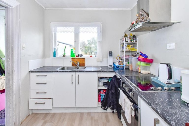 Photo of property in 32 Halswell Street, Mangere East, Auckland, 2024