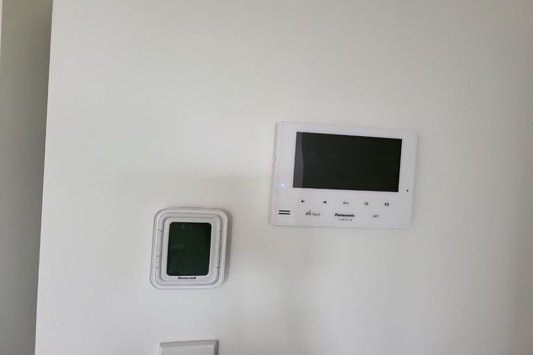 Photo of property in 47a Soaring Bird Drive, Takanini, 2112