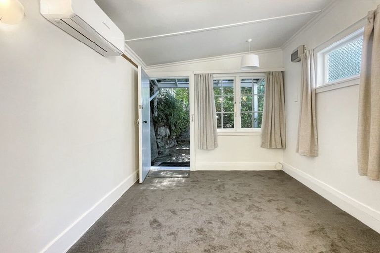 Photo of property in 31d Patanga Crescent, Thorndon, Wellington, 6011