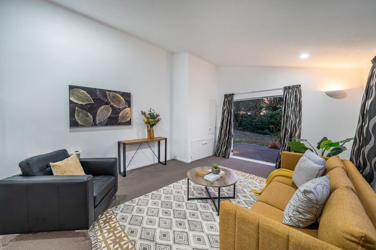 Photo of property in 8 James Cook Drive, Whitby, Porirua, 5024