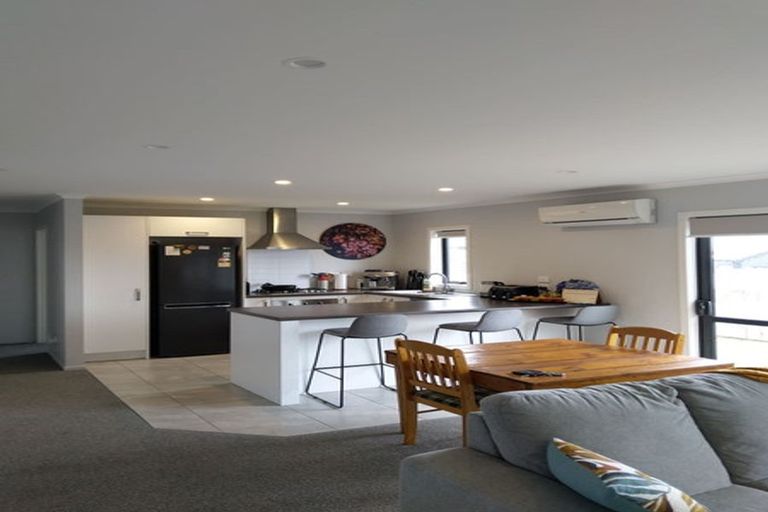 Photo of property in 21u1 Onukutara Place, Huntington, Hamilton, 3281