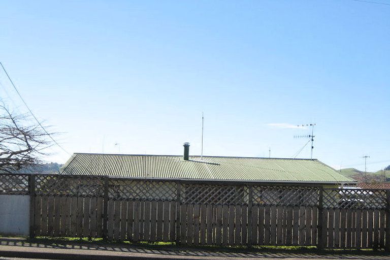 Photo of property in 13 Tavistock Road, Waipukurau, 4200