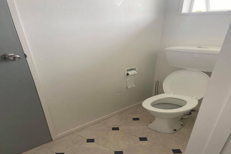 Photo of property in 47 Kimberley Grove, Westbrook, Palmerston North, 4412