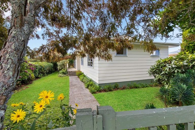 Photo of property in 8 Exeter Street, Stratford, 4332