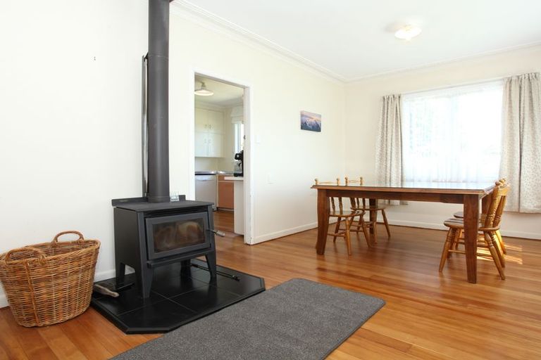 Photo of property in 1 Pollen Crescent, Melville, Hamilton, 3206