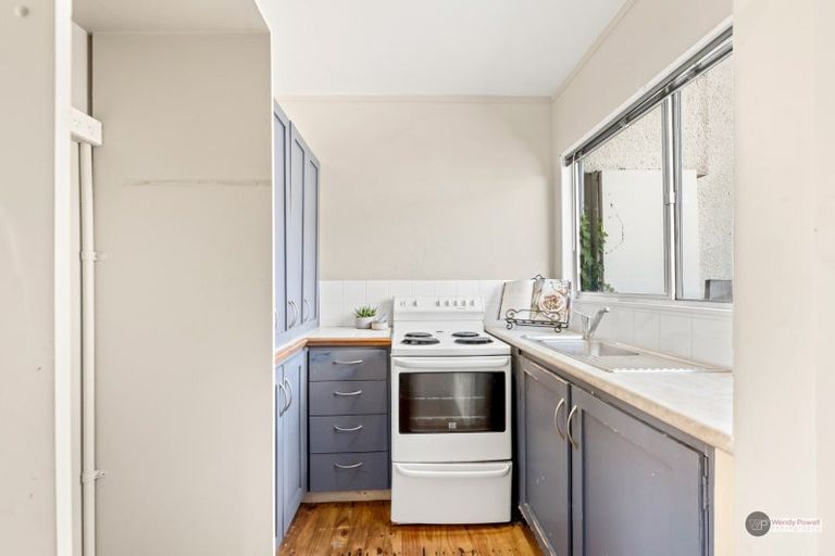 Photo of property in 3f6- Wilford Street, Wallaceville, Upper Hutt, 5018